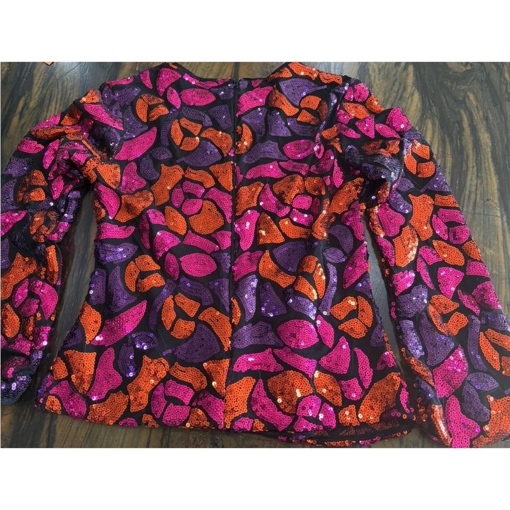 MELLODAY Pink and Orange Sequin V-Neck Blouse - Picture 3 of 7